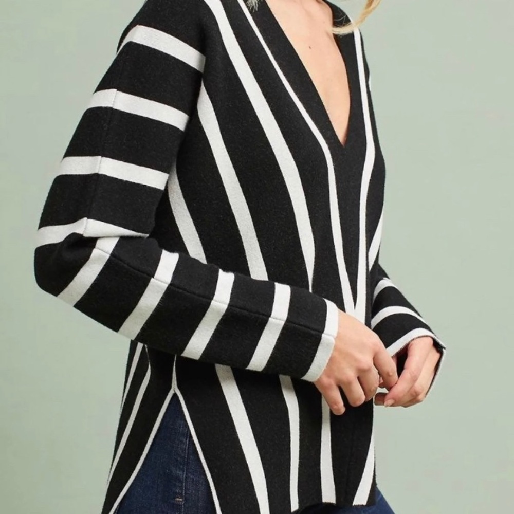 Moth Anthropologie Hadley Black Stripe Sweater